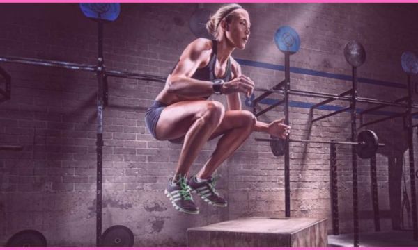 CUATRO BENEFICIOS DEL CROSSFIT PARA LAS MUEJRES